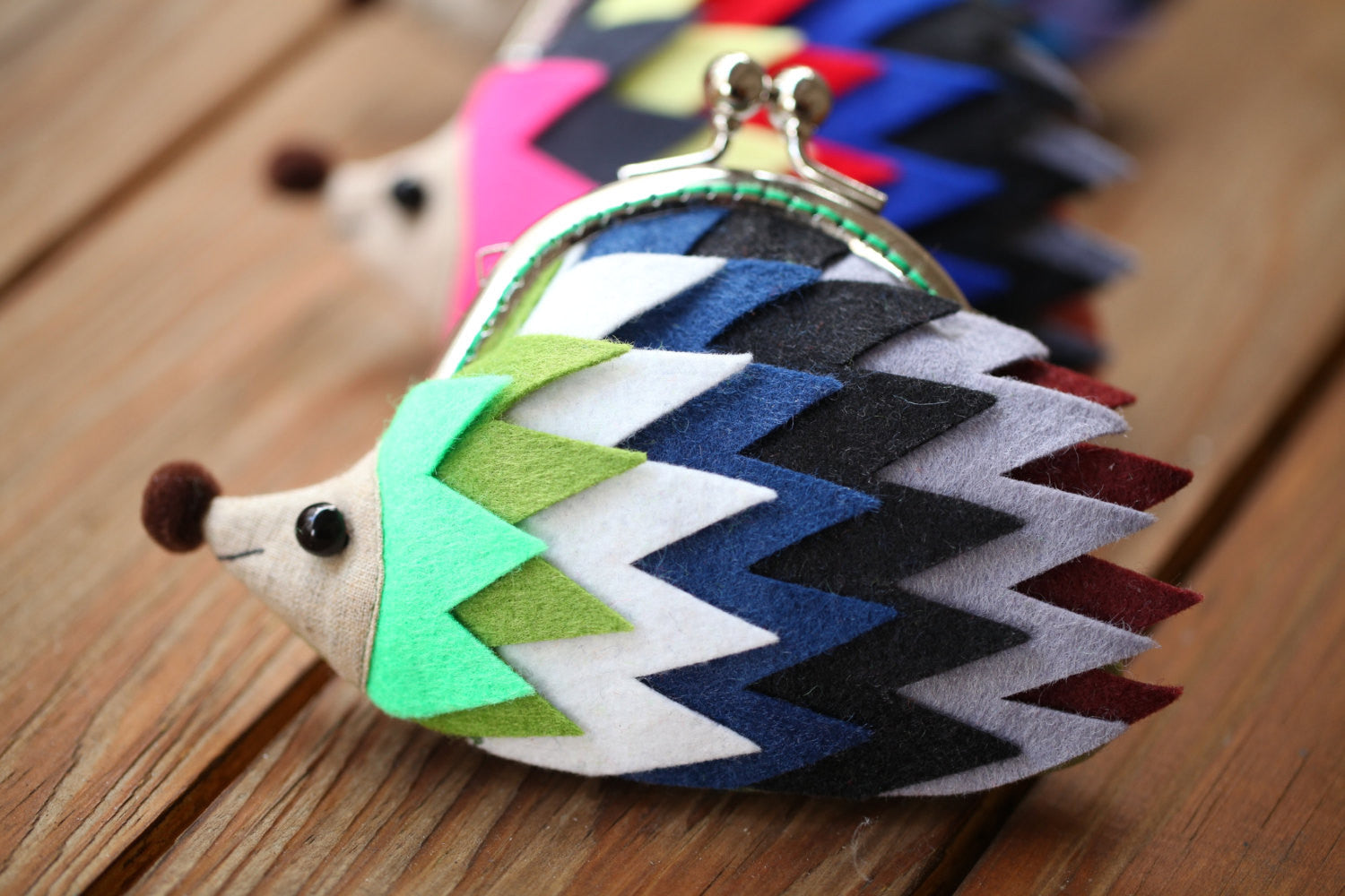 Color palette hedgehog clutch purse "Peace"