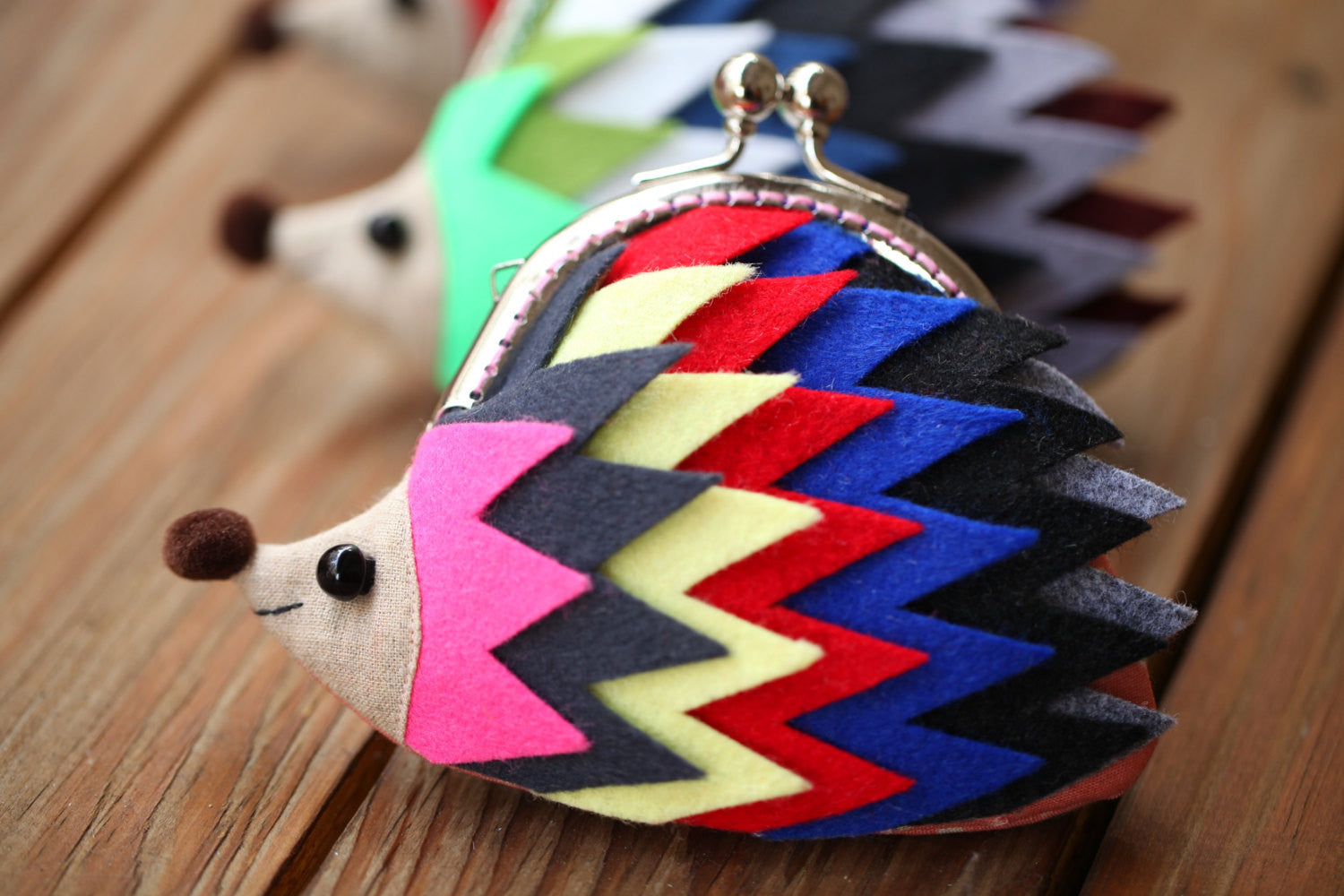Color palette hedgehog clutch purse "Unity"