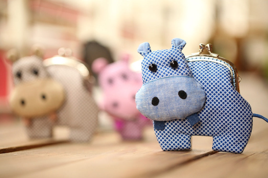 Little romantic blue hippo clutch purse