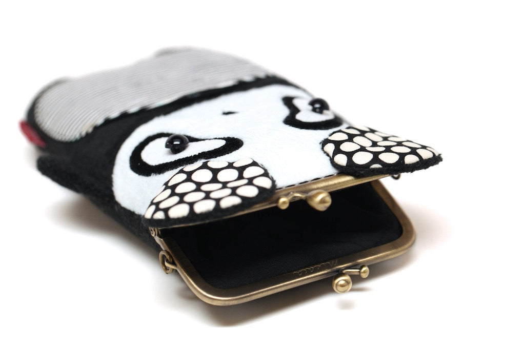 Big round panda smartphone kisslock sleeve